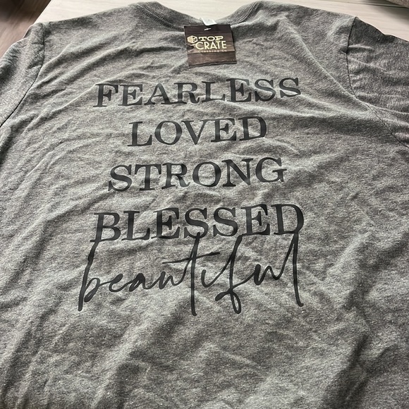 NWT T Shirt “I AM” front “FEARLESS LOVED STRONG BLESSED beautiful” back - Picture 5 of 5